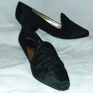 Previa Formal Black Kitten Heel